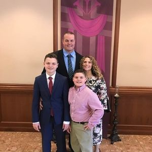 Meet your Posher, Lisa